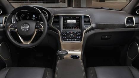 Jeep-Grand-Cherokee-2013-Diesel-Interior